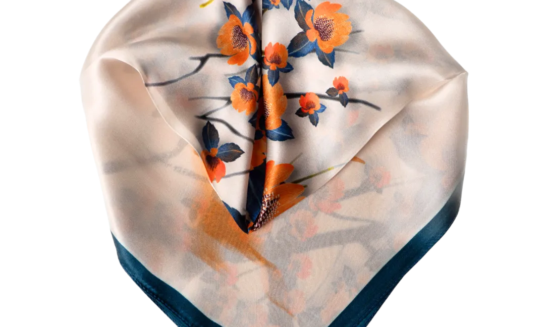 Den Ultimative Guide til Silketørklæder: Styling, Pleje og Mere